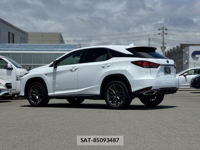 Lexus RX 2021-03 7059316-26