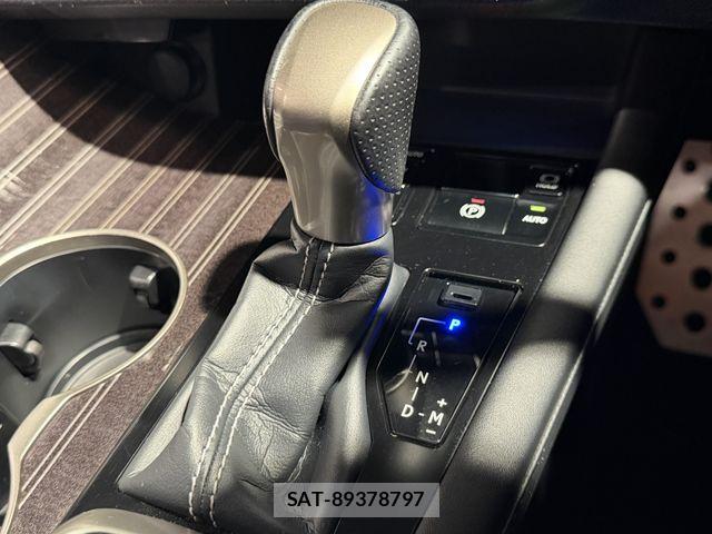 Lexus RX 2018-02 7059311-16