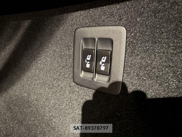 Lexus RX 2018-02 7059311-21
