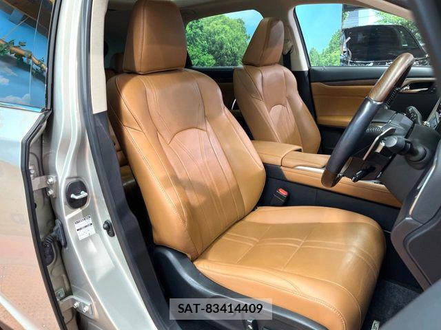 Lexus RX 2021-04 7221124-10