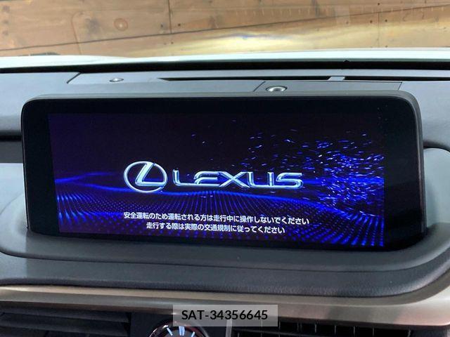 Lexus RX 2021-03 7221122-3