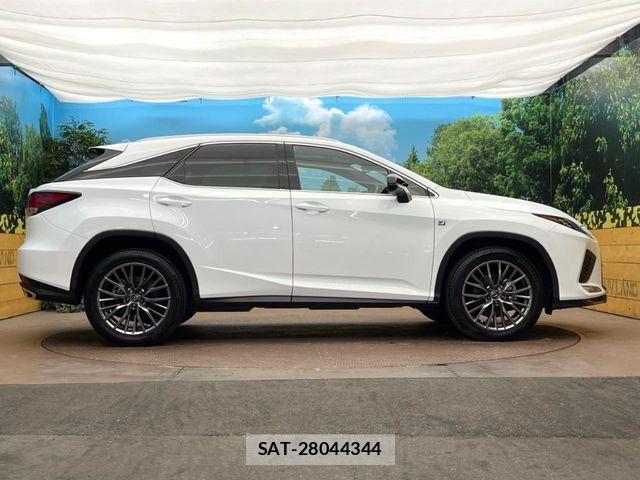 Lexus RX 2021-01 7221118-3
