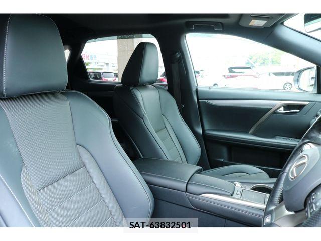 Lexus RX 2020-11 7221125-16