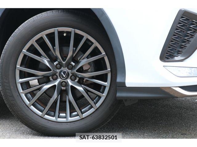Lexus RX 2020-11 7221125-3