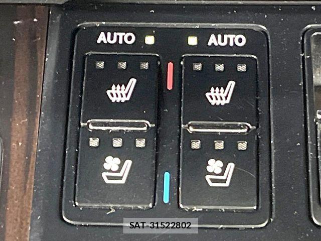 Lexus RX 2021-04 7251360-6