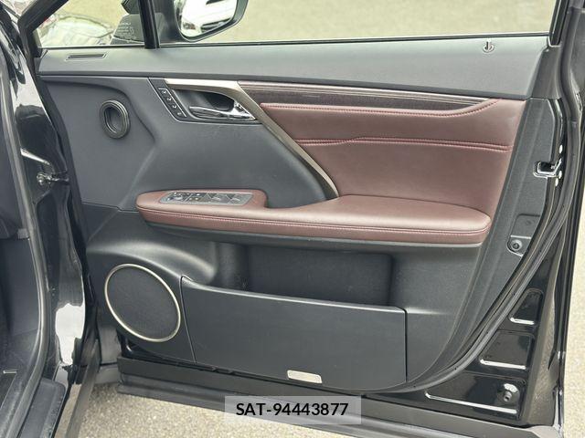 Lexus RX 2021-05 7328094-12