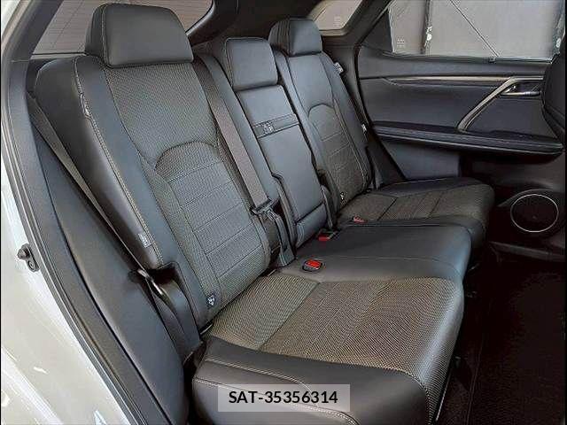 Lexus RX 2020-09 7358550-5