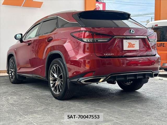 Lexus RX 2021-07 7358556-12