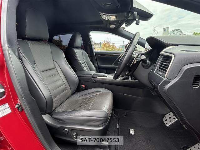 Lexus RX 2021-07 7358556-15