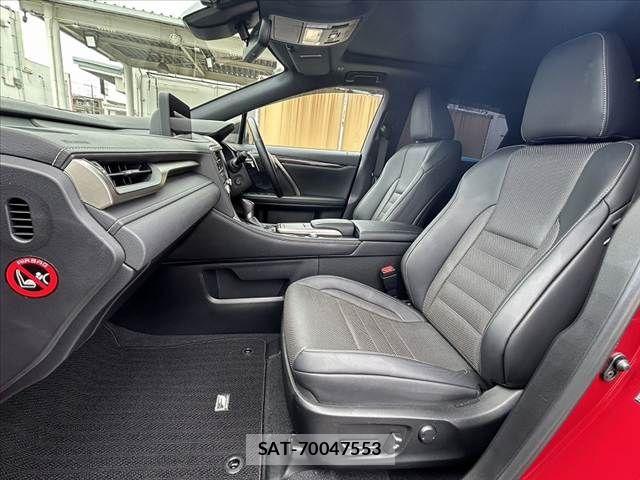 Lexus RX 2021-07 7358556-16