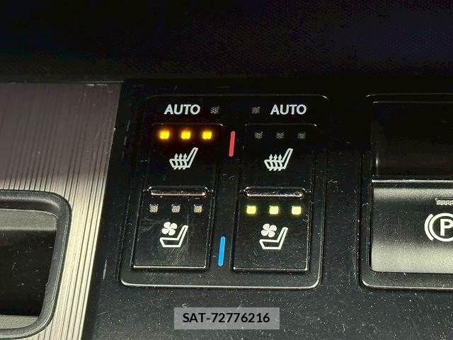 Lexus RX 2019-11 7358551-10