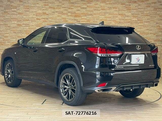 Lexus RX 2019-11 7358551-16