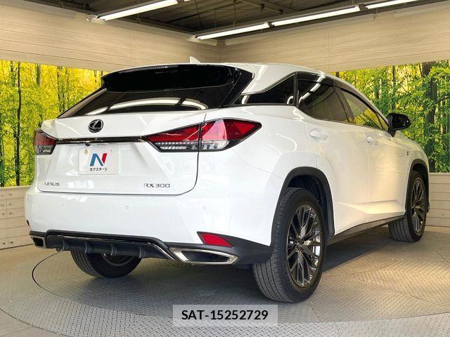 Lexus RX 2021-07 7455463-16