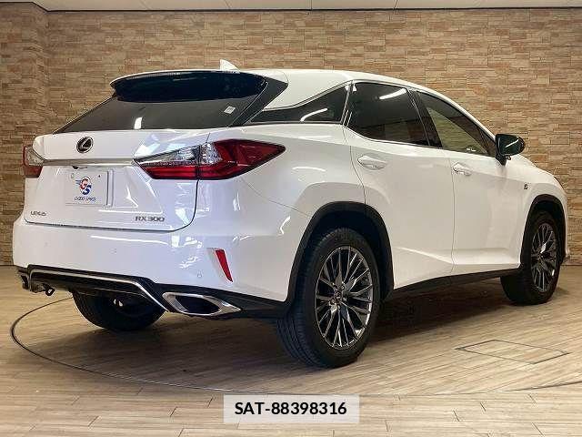 Lexus RX 2018-10 7725184-15