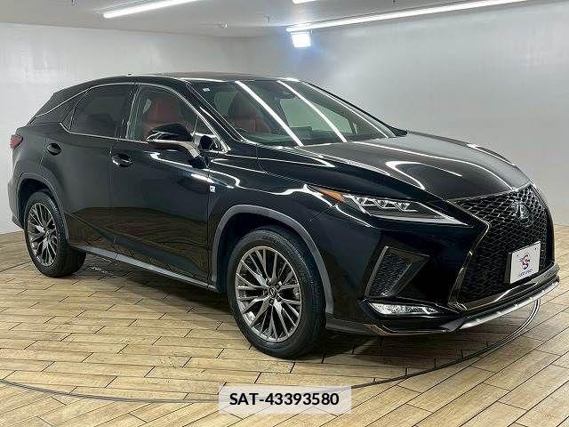 Lexus RX 2021-04 7786640-13