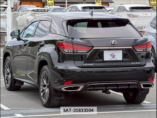 Lexus RX 2021-07 7786632-15