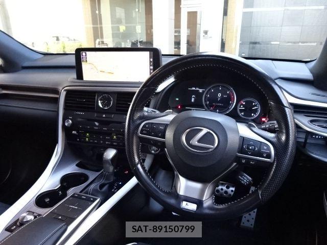 Lexus RX 2021-12 8074387-13