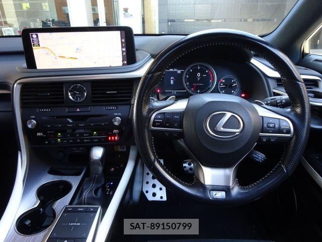 Lexus RX 2021-12 8074387-14