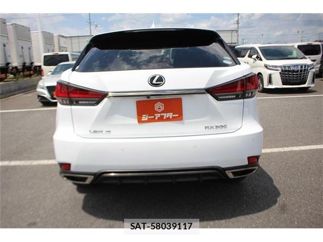 Lexus RX 2020-04 8100192-12