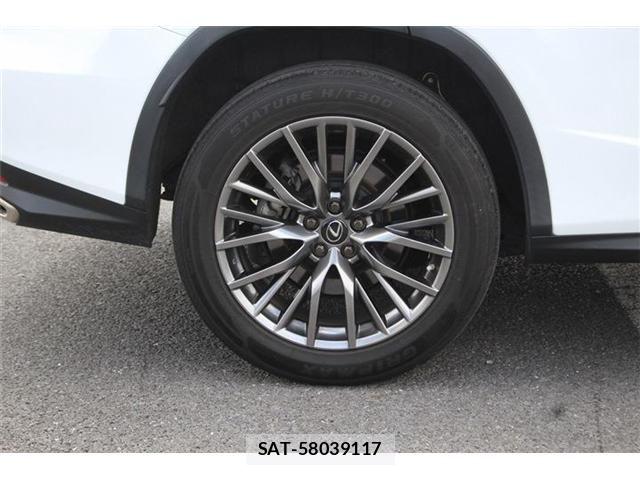Lexus RX 2020-04 8100192-16