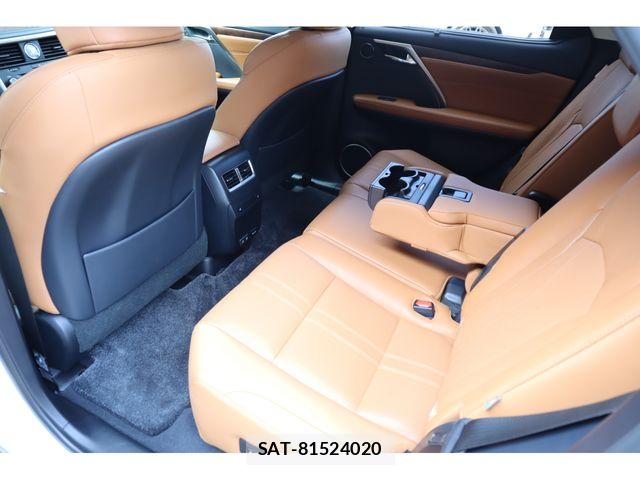 Lexus RX 2021-12 8131051-11