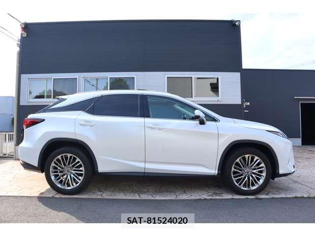 Lexus RX 2021-12 8131051-3