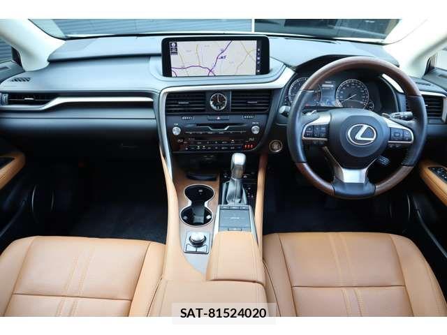 Lexus RX 2021-12 8131051-7