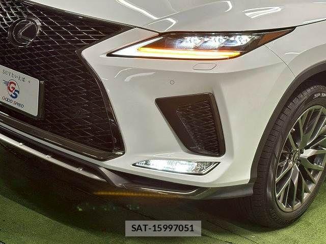 Lexus RX 2021-05 8336597-10