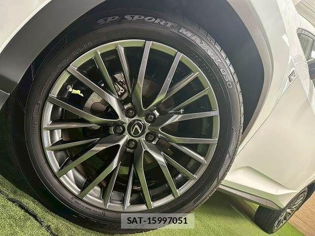 Lexus RX 2021-05 8336597-11