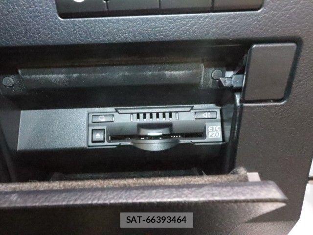 Lexus RX 2020-03 8562479-21
