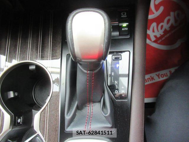 Lexus RX 2018-07 7221128-19