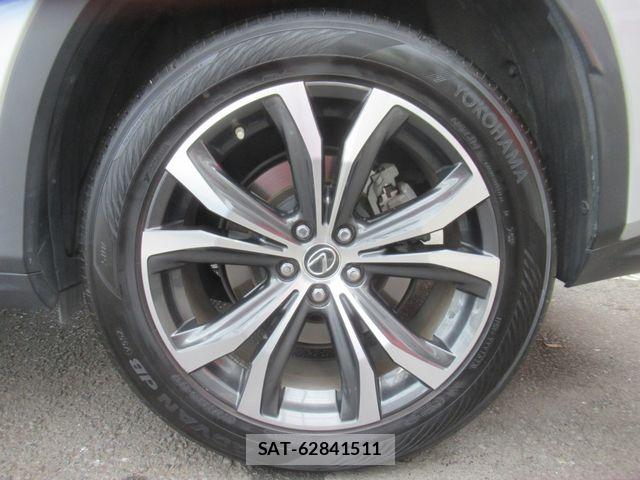 Lexus RX 2018-07 7221128-25