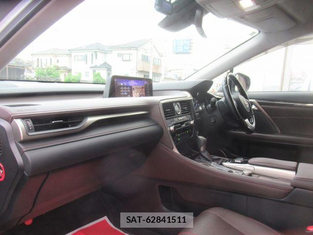 Lexus RX 2018-07 7221128-7