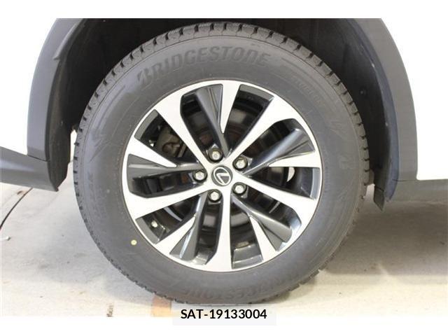 Lexus RX 2020-04 7221127-22