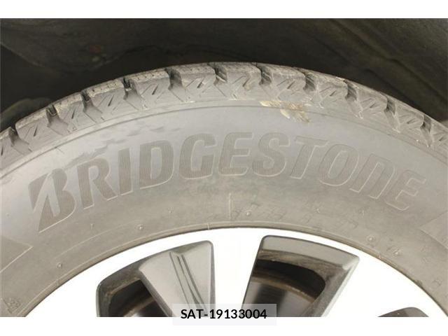 Lexus RX 2020-04 7221127-25