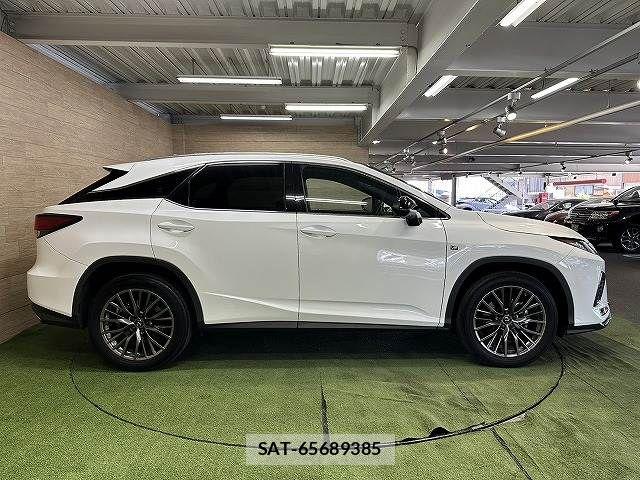Lexus RX 2021-07 7251359-17