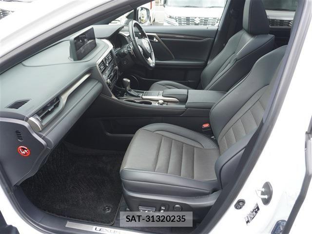 Lexus RX 2020-02 7272244-15