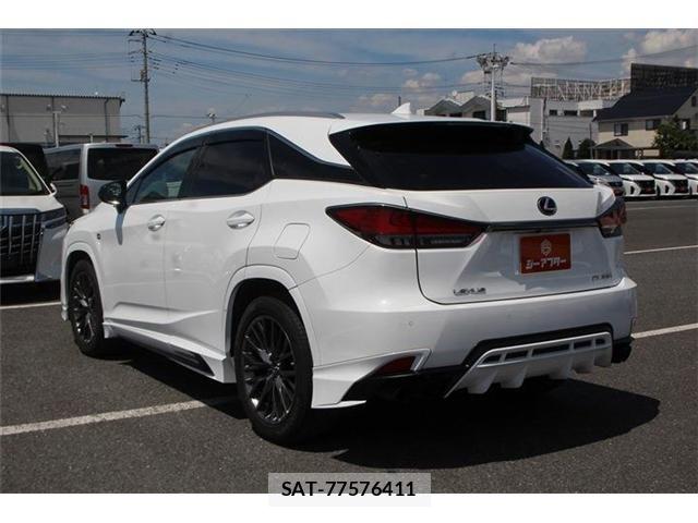 Lexus RX 2021-01 7509063-10