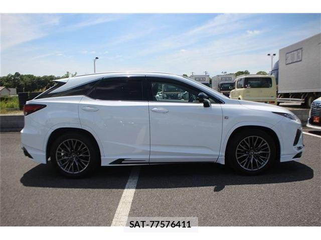 Lexus RX 2021-01 7509063-13