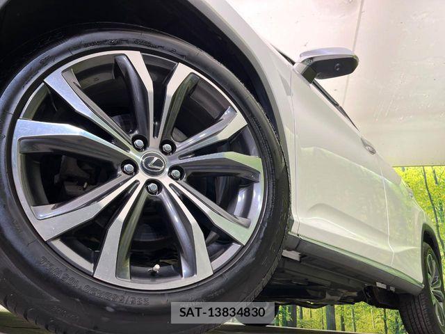 Lexus RX 2018-01 7617724-12