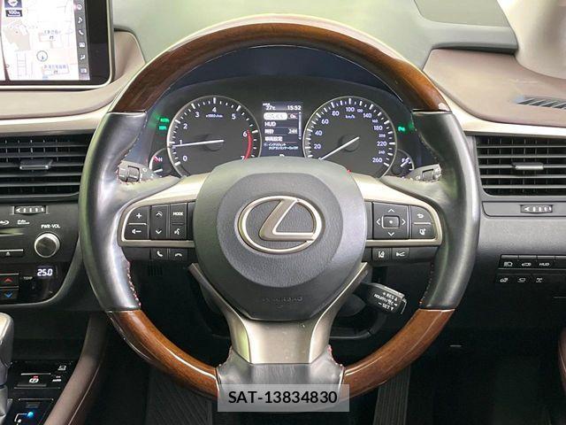 Lexus RX 2018-01 7617724-7