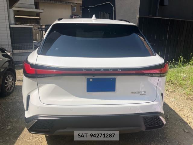 Lexus RX 2024-03 7979799-5