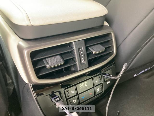 Lexus RX 2025-07 8036480-11