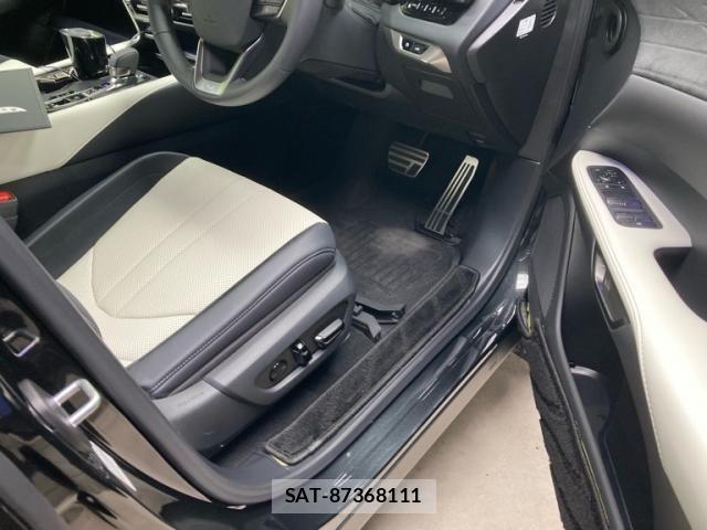 Lexus RX 2025-07 8036480-14