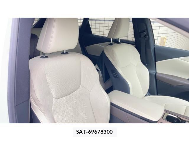 Lexus RX 2024-04 8036482-5