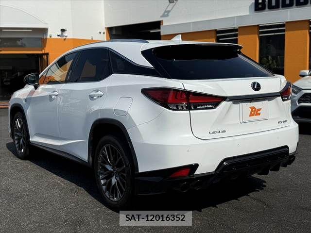 Lexus RX 2022-03 8036483-12