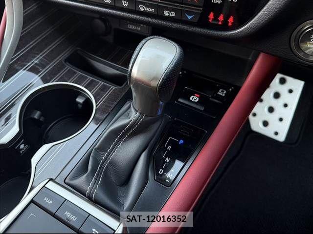 Lexus RX 2022-03 8036483-25