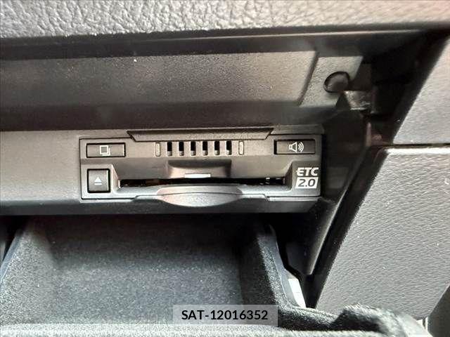 Lexus RX 2022-03 8036483-28