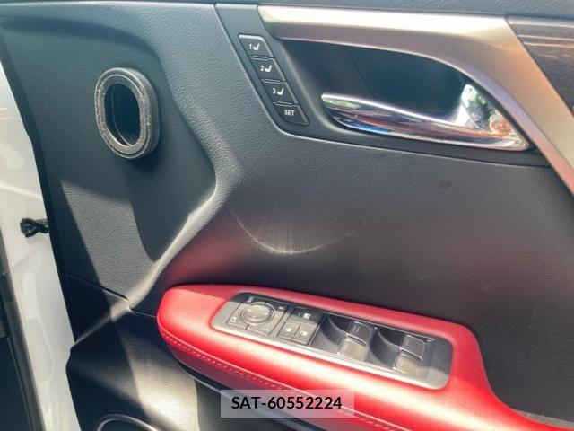 Lexus RX 2018-08 8074391-21