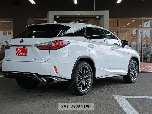 Lexus RX 2018-01 8074390-2